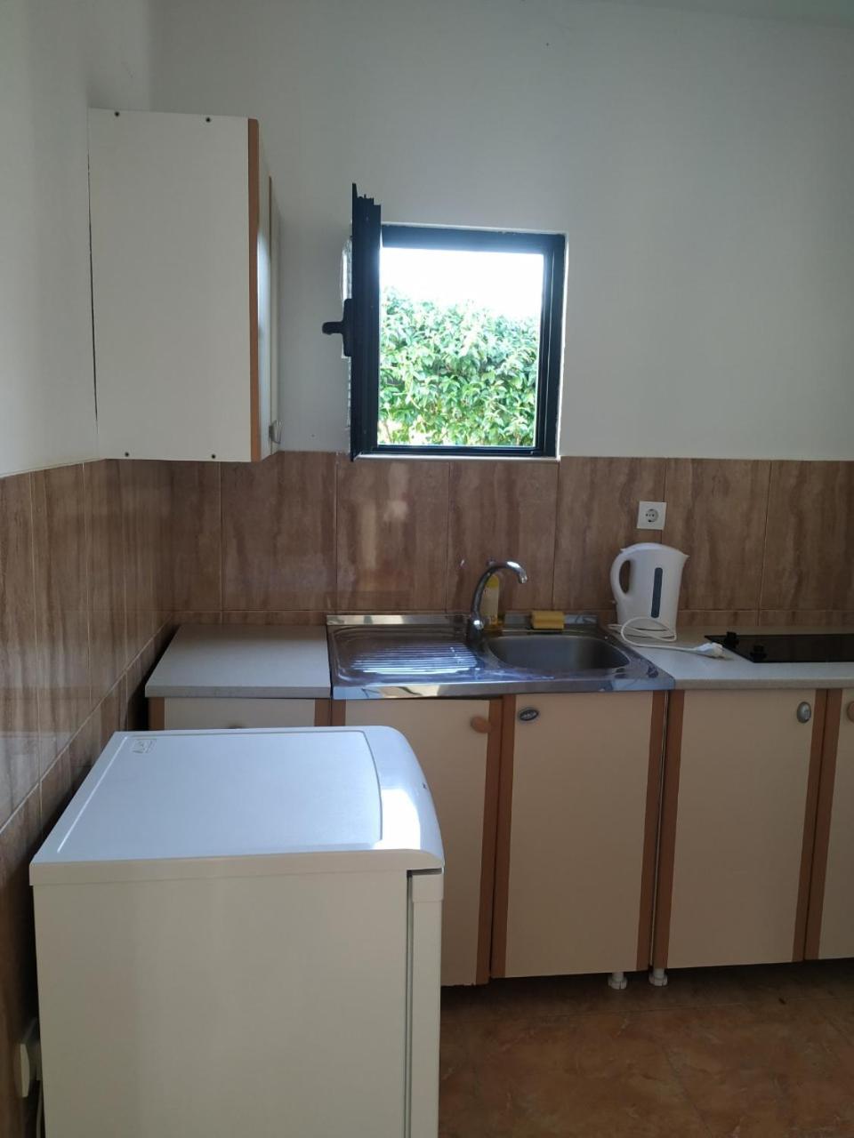 Kjara Apartments Tivat Exterior foto